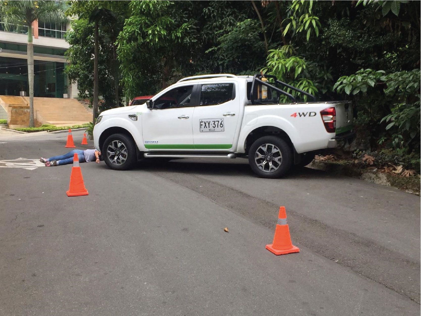 Clarico-3 Columns Style 5